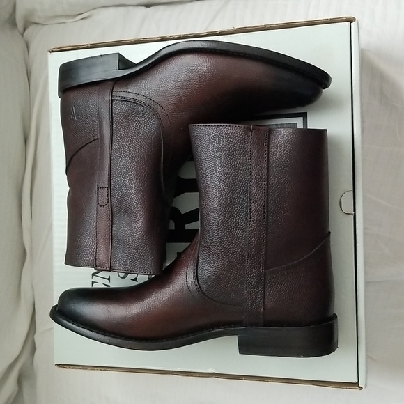 Frye Shoes - Frye Wyatt Short Boots